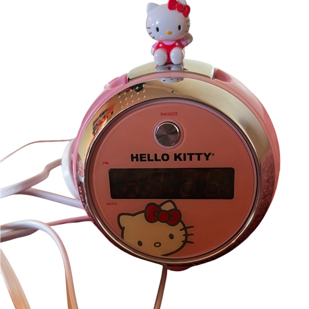Hello Kitty Pink Projection Alarm AM FM Radio Clock